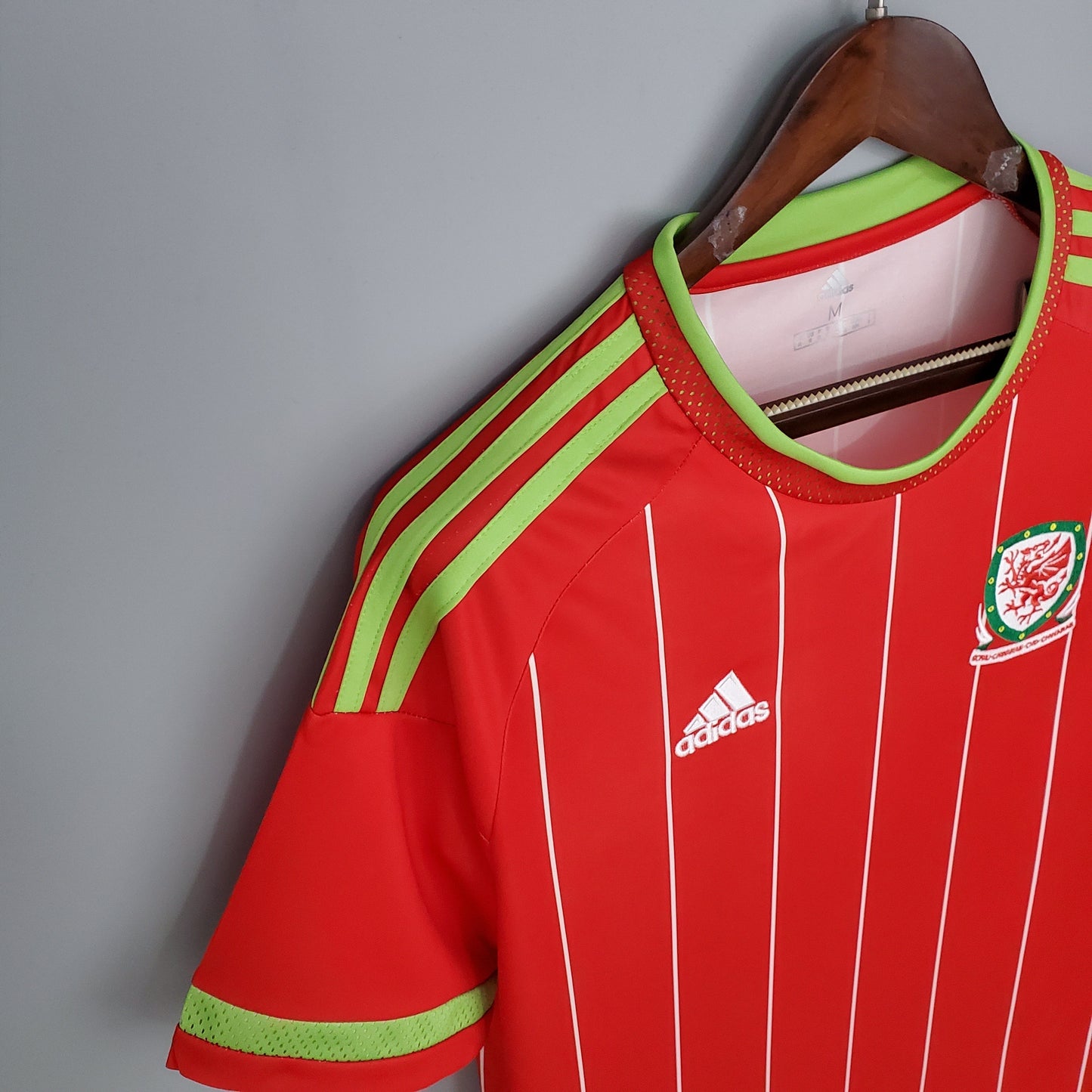 WALES | 2015 MAN (RETRO) 