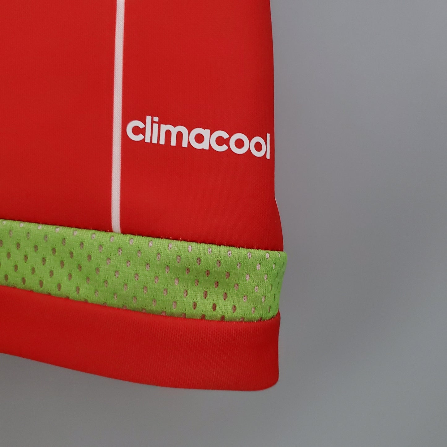 WALES | 2015 MAN (RETRO) 