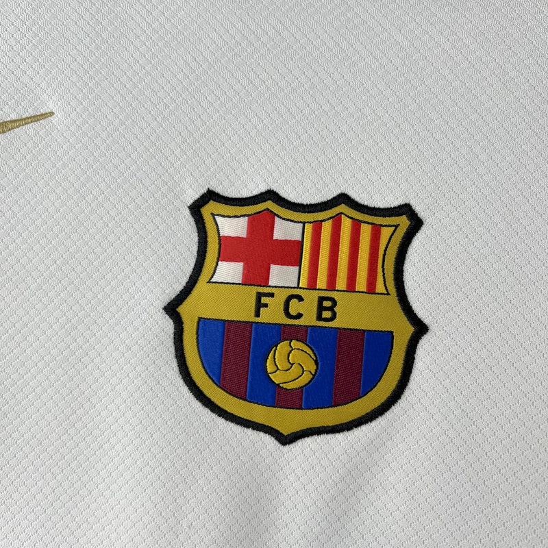 BARCELONA BLANCA 25/26 FAN LANZAMIENTO