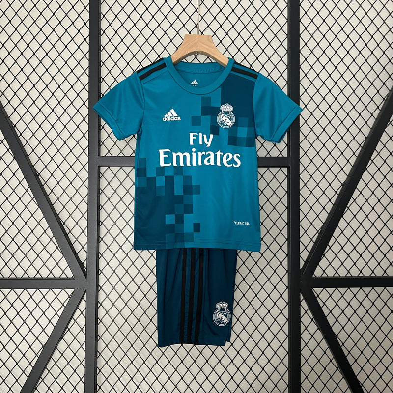 REAL MADRID III 17/18 KIDS SET (RETRO)