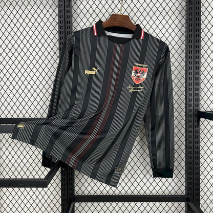 AUSTRIA 50 YEARS OLD 24/25 MAN