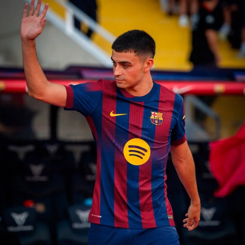 BARCELONA I 25/26 FAN (VERSIÓN JUGADOR) LANZAMIENTO