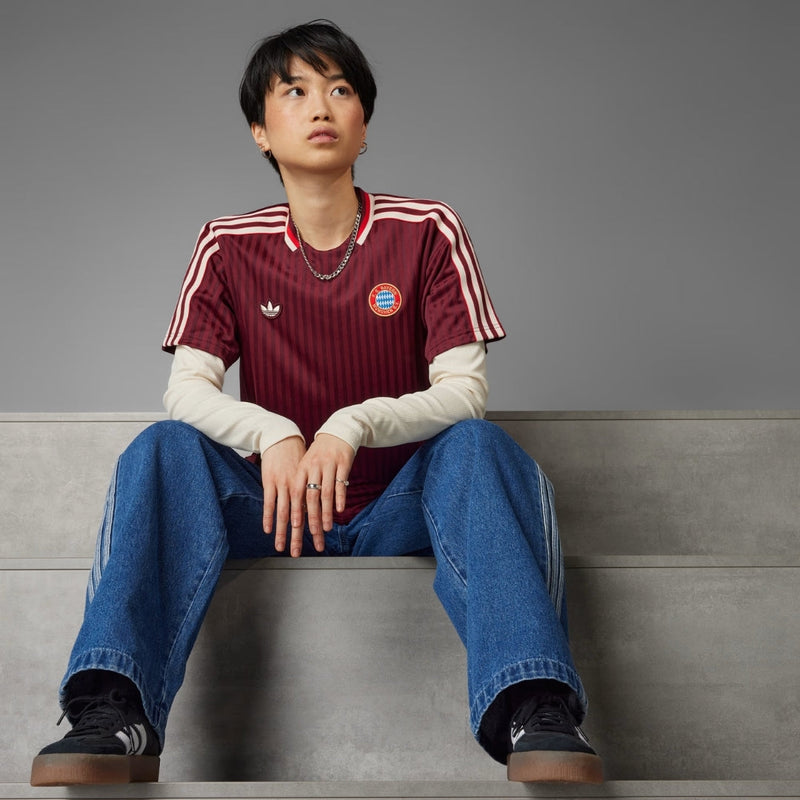 BAYERN MUNICH TERRACE ICONS 25/26 FAN