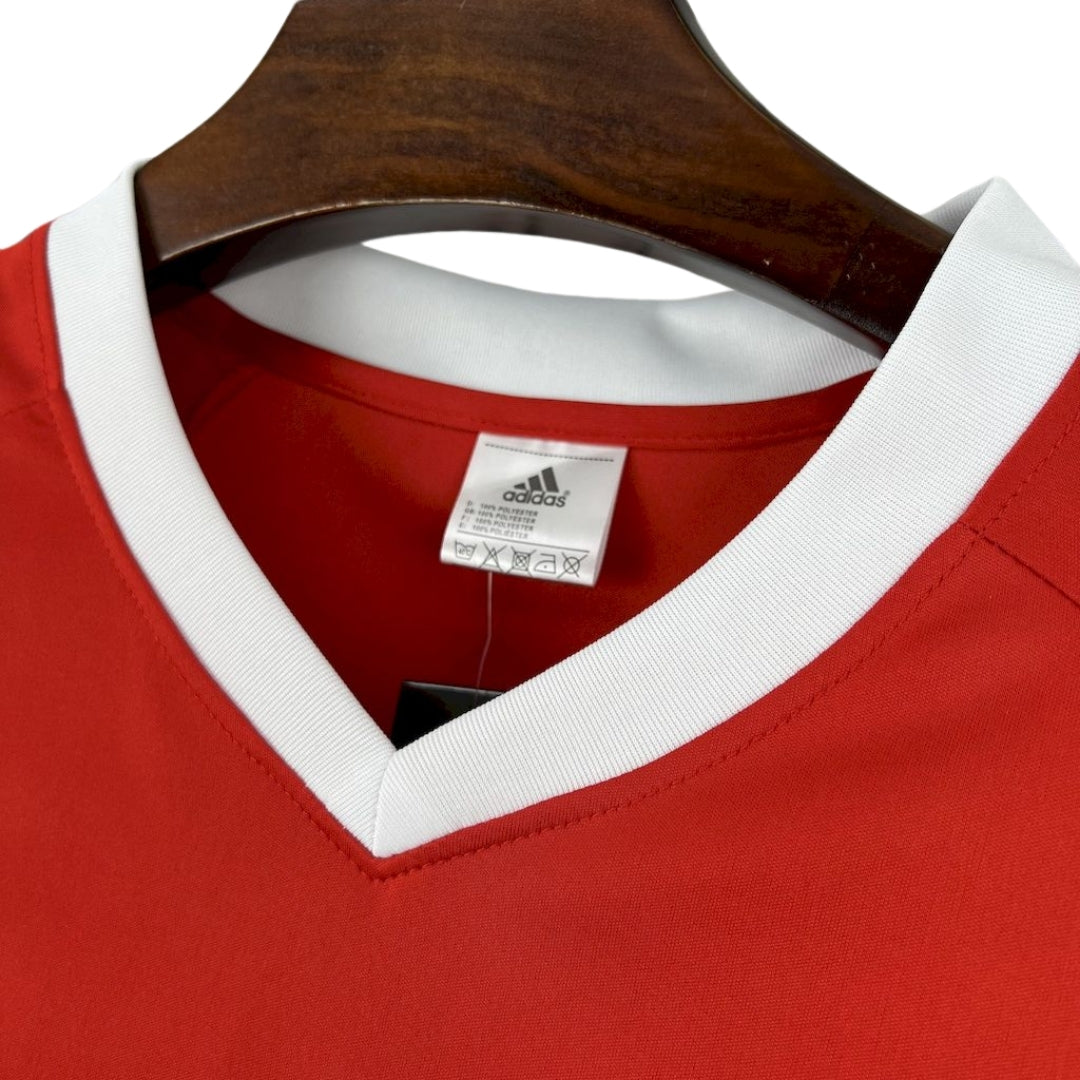 BENFICA I 02/03 MAN (RETRO)