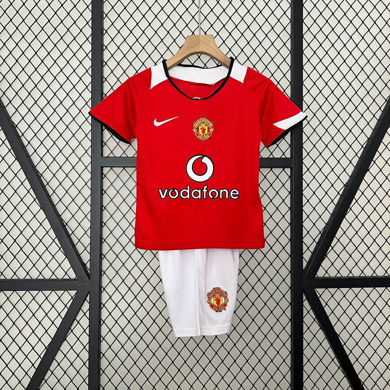 MANCHESTER UNITED I 05/06 KIDS SET (RETRO)