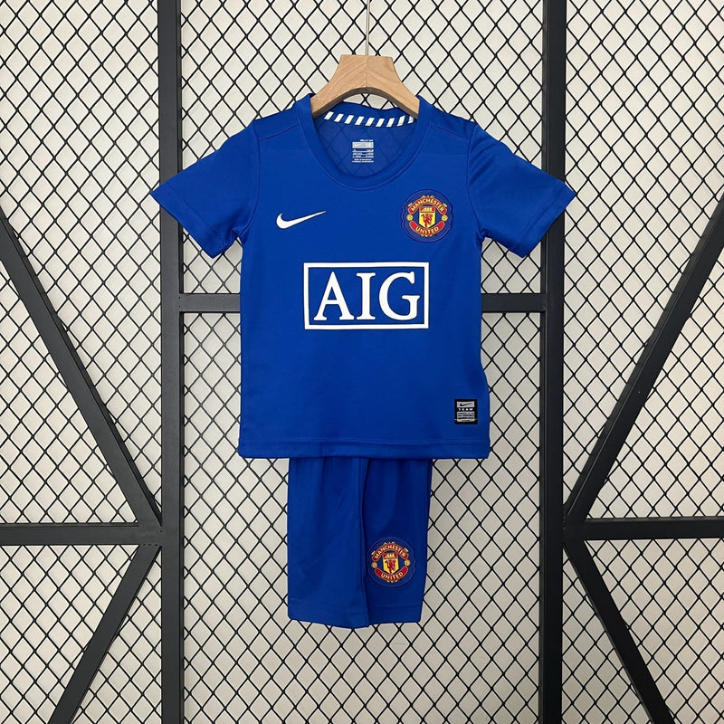 MANCHESTER UNITED III 08/09 KIDS SET (RETRO)