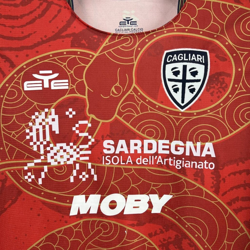 CAGLIARI CALCIO SPECIAL EDITION SERPIENTE 24/25 FAN
