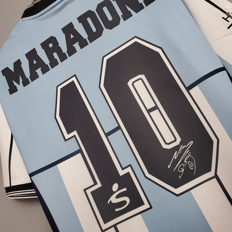 ARGENTINA EDICIÓN COMEMORATIVA 2001 FAN (RETRO)
