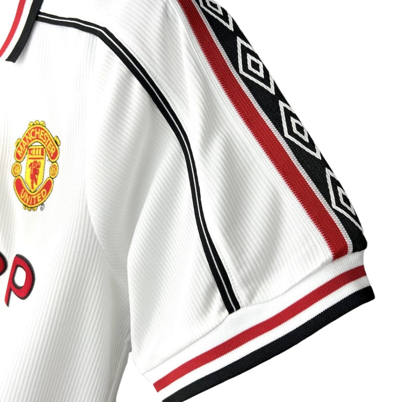 MANCHESTER UNITED 98/99 BLANCO FAN (RETRO)