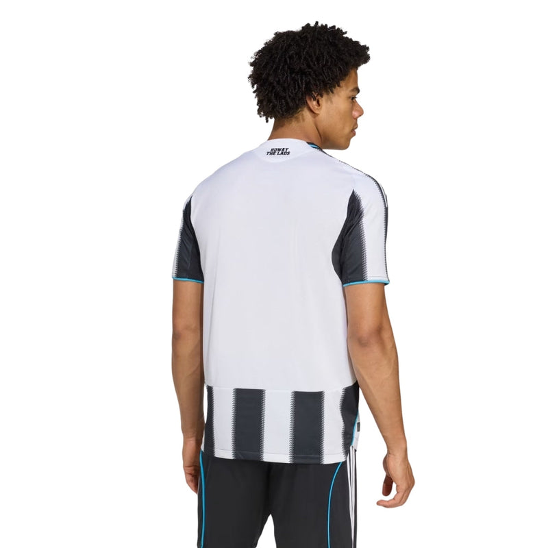 NEWCASTLE UNITED I 25/26 FAN (VERSIÓN JUGADOR)