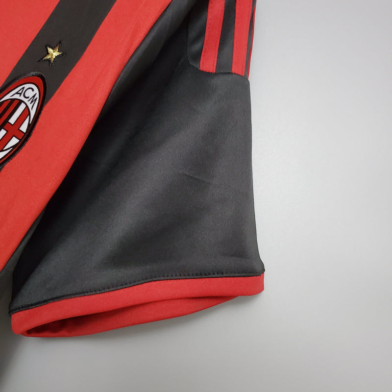 MILAN I 09/10 FAN (RETRO)