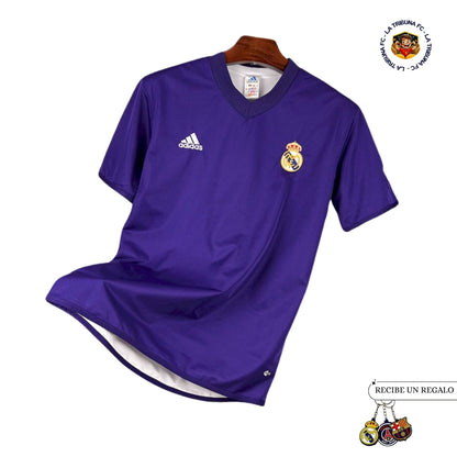 REAL MADRID III EDICIÓN ESPECIAL REVERSIBLE HOMBRE (RETRO)