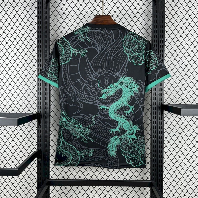 REAL MADRID SPECIAL EDITION NEGRO Y VERDE 25/26 FAN