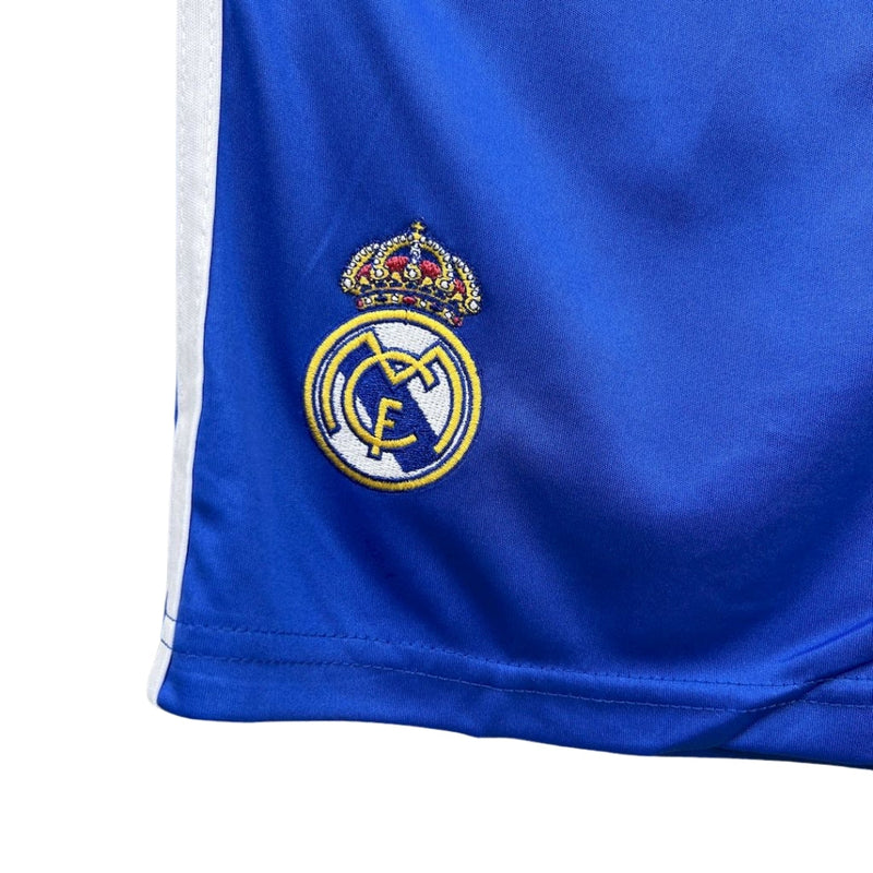 REAL MADRID III PORTERO 25/26 KIDS SET
